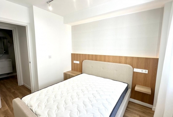 Reventa - Apartamento / piso - Orihuela - Los Balcones Y Los Altos