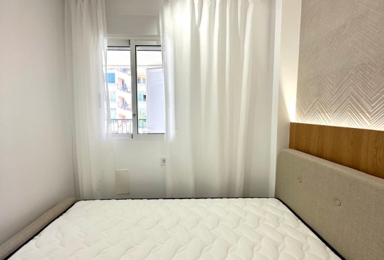 Reventa - Apartamento / piso - Orihuela - Los Balcones Y Los Altos