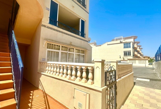 Reventa - Apartamento / piso - Orihuela - Los Balcones Y Los Altos