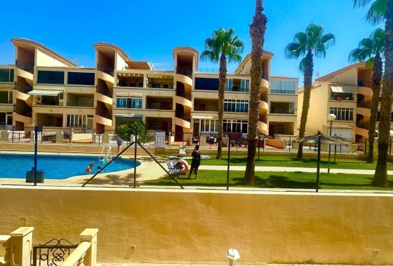 Reventa - Apartamento / piso - Orihuela - Los Balcones Y Los Altos