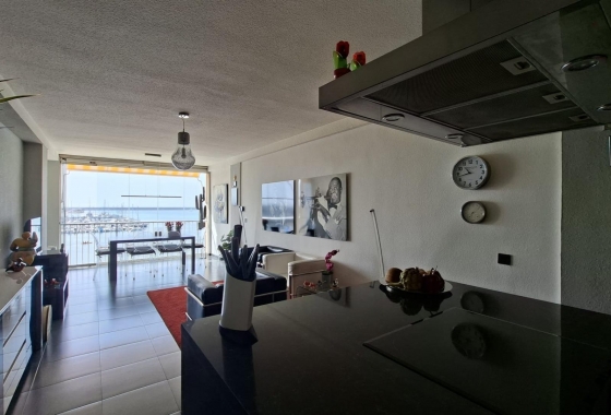 Resale - Apartment / flat - Torrevieja - Acequion