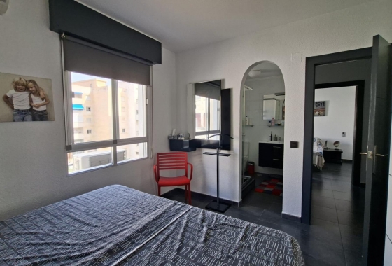 Resale - Apartment / flat - Torrevieja - Acequion