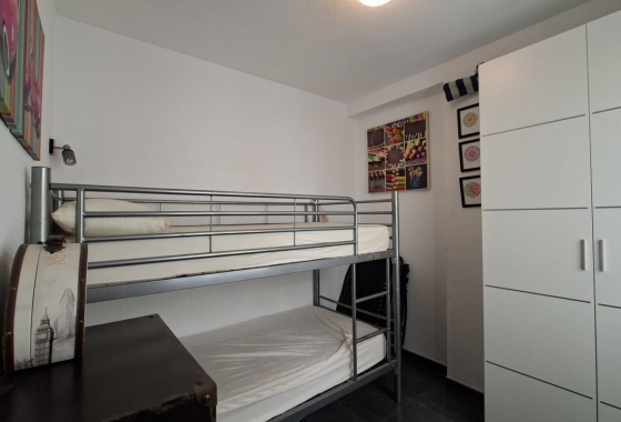 Resale - Apartment / flat - Torrevieja - Acequion