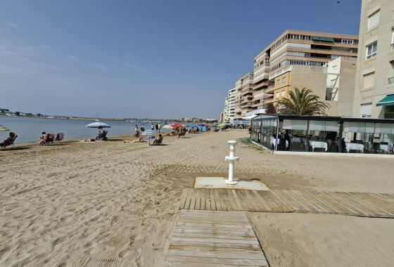 Resale - Apartment / flat - Torrevieja - Acequion