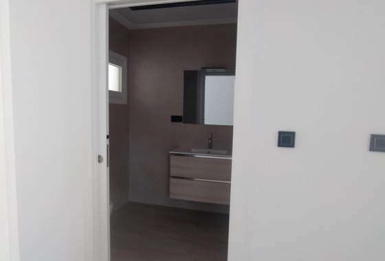 Herverkoop - Villa - Torrevieja - aguas nuevas