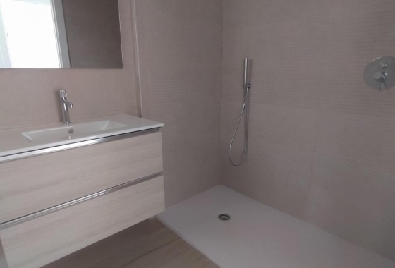 Herverkoop - Villa - Torrevieja - aguas nuevas