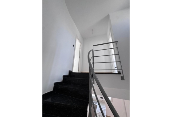 Herverkoop - Villa - Torrevieja - aguas nuevas