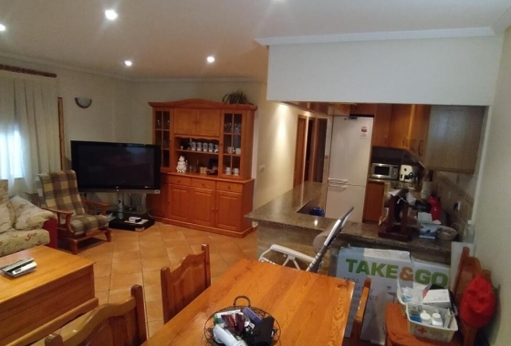 Resale - Apartment / flat - Torrevieja - La Mata