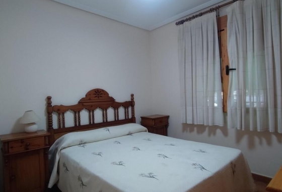 Resale - Apartment / flat - Torrevieja - La Mata