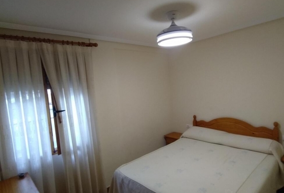 Resale - Apartment / flat - Torrevieja - La Mata