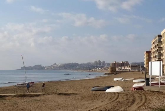 Resale - Apartment / flat - Torrevieja - La Mata
