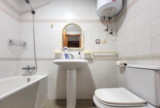 Herverkoop - Appartement / flat - Torrevieja - Centro