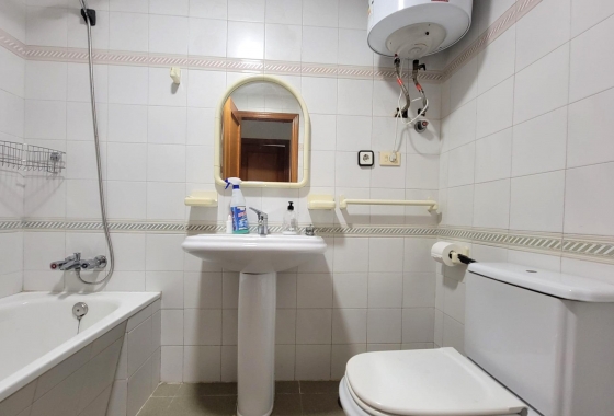 Herverkoop - Appartement / flat - Torrevieja - Centro