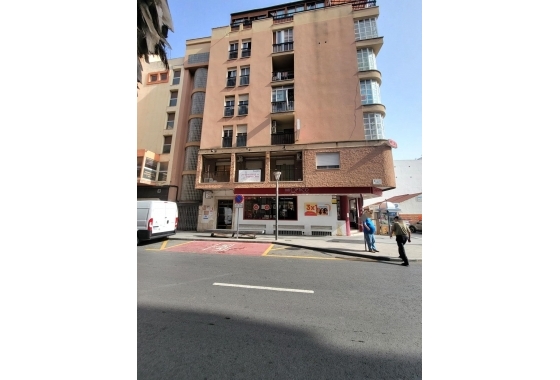 Herverkoop - Appartement / flat - Torrevieja - Centro