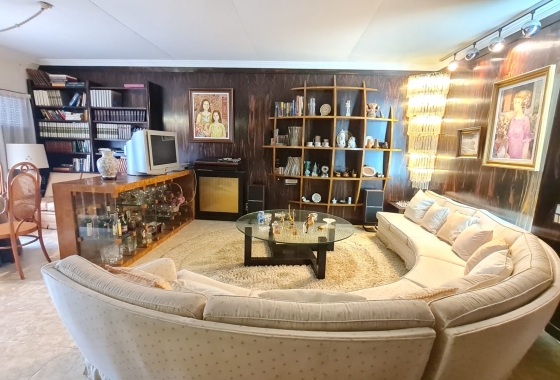 Herverkoop - Herenhuis - Elda - Inland