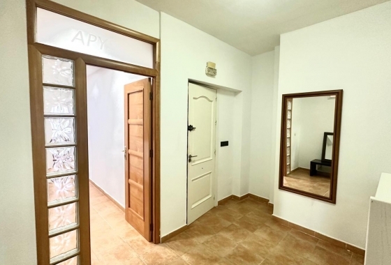 Перепродажа - Квартира - Torrevieja