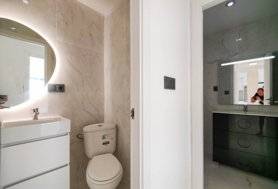 Resale - Apartment / flat - Torrevieja - Costa Blanca