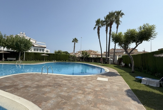 Wiederverkauf - Wohnung - Orihuela Costa - Costa Blanca