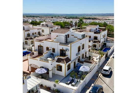 Resale - Townhouse - San Miguel de Salinas - Inland