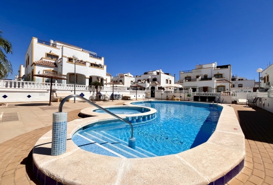 Resale - Townhouse - San Miguel de Salinas - Inland