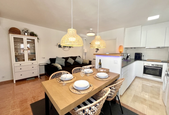 Resale - Townhouse - San Miguel de Salinas - Inland