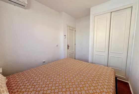 Resale - Townhouse - San Miguel de Salinas - Inland