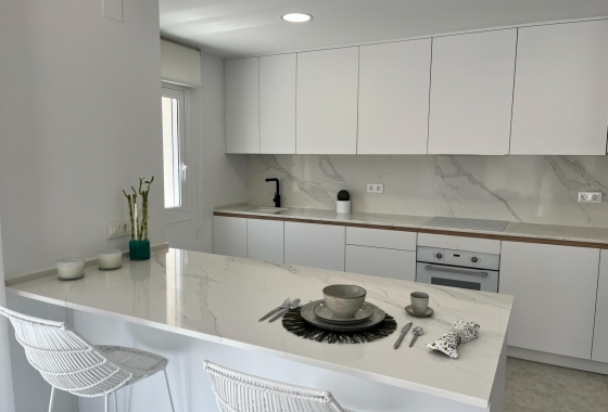 Wiederverkauf - Wohnung - Torrevieja - aguas nuevas