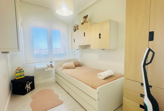 Wiederverkauf - Wohnung - Torrevieja - Nueva Torrevieja