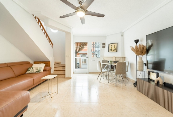 Wiederverkauf - Stadthaus - Torrevieja - Playa De Los Naufragos