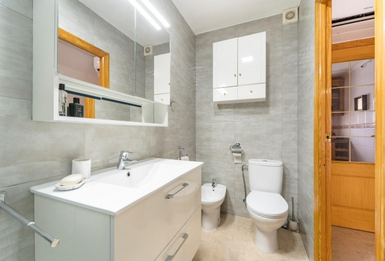 Wiederverkauf - Stadthaus - Torrevieja - Playa De Los Naufragos