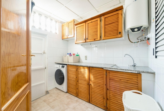 Wiederverkauf - Stadthaus - Torrevieja - Playa De Los Naufragos