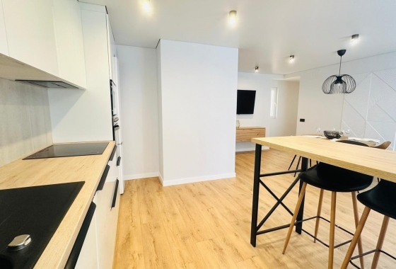 Herverkoop - Appartement / flat - Torrevieja - Playa del Cura