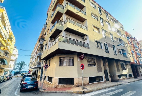 Herverkoop - Appartement / flat - Torrevieja - Playa del Cura