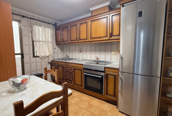 Resale - Apartment / flat - Torrevieja - Costa Blanca