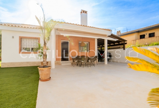 Resale - Villa - Pilar de la Horadada - Torre De La Horadada