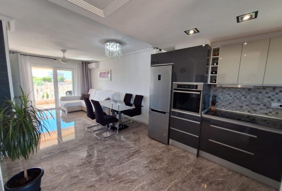 Wiederverkauf - Wohnung - Orihuela Costa - La Zenia