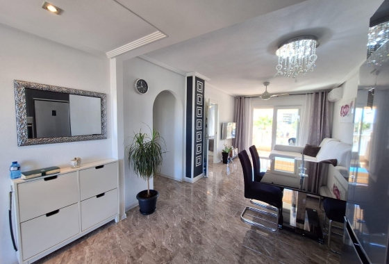 Wiederverkauf - Wohnung - Orihuela Costa - La Zenia