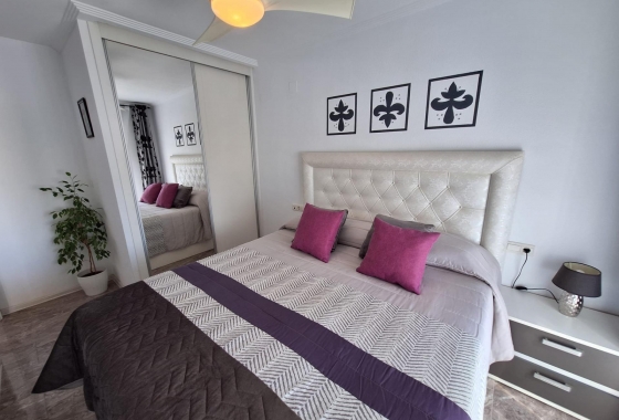 Wiederverkauf - Wohnung - Orihuela Costa - La Zenia