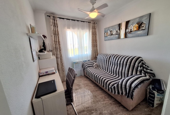 Wiederverkauf - Wohnung - Orihuela Costa - La Zenia