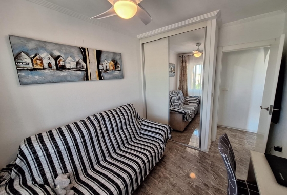 Wiederverkauf - Wohnung - Orihuela Costa - La Zenia