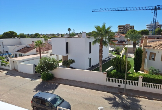 Wiederverkauf - Wohnung - Orihuela Costa - La Zenia