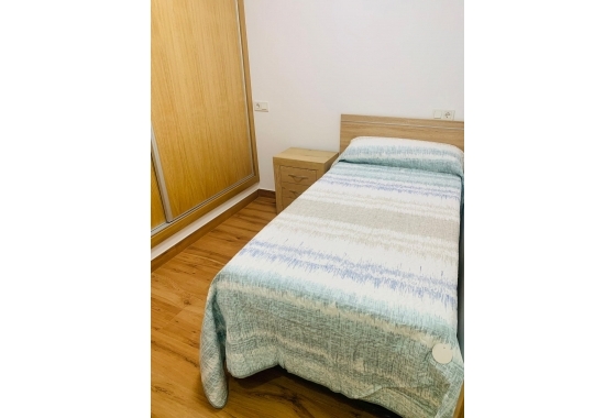 Wiederverkauf - Wohnung - Torrevieja - Playa del Cura