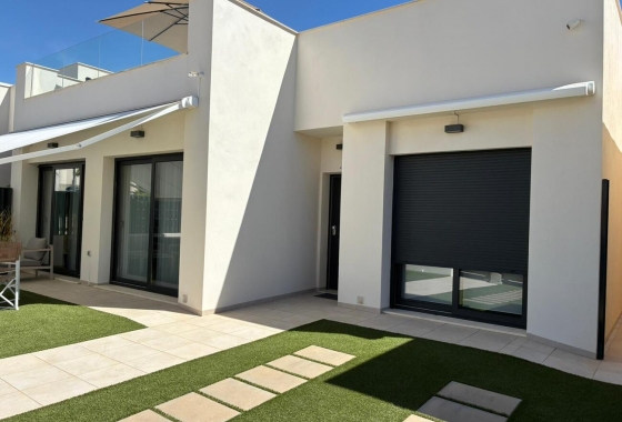 Wiederverkauf - Villa - Lo Romero Golf - Costa Blanca