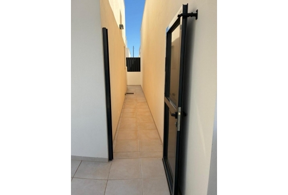 Wiederverkauf - Villa - Lo Romero Golf - Costa Blanca