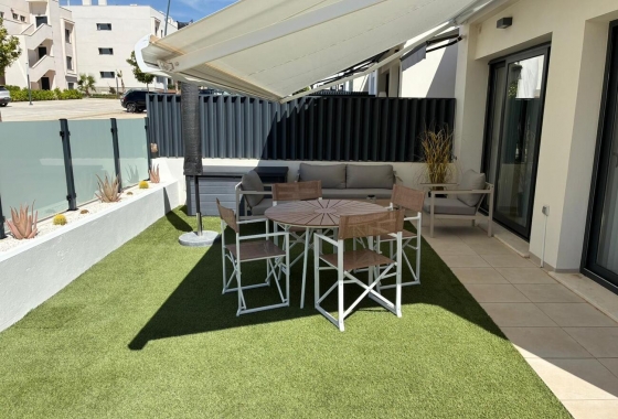 Wiederverkauf - Villa - Lo Romero Golf - Costa Blanca