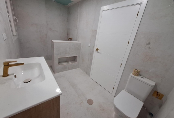 Herverkoop - Appartement / flat - Torrevieja - Acequion