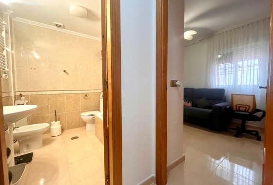 Resale - Apartment / flat - Orihuela Costa