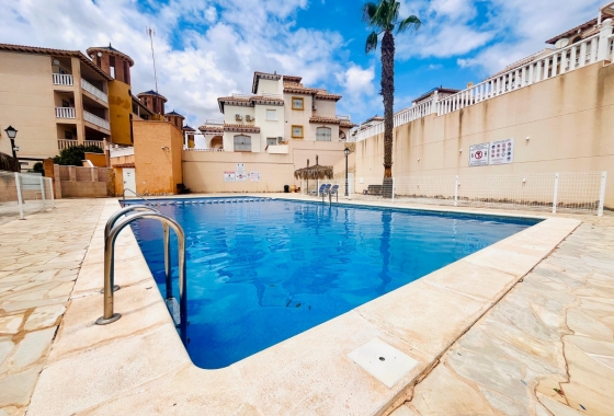 Resale - Apartment / flat - Orihuela Costa