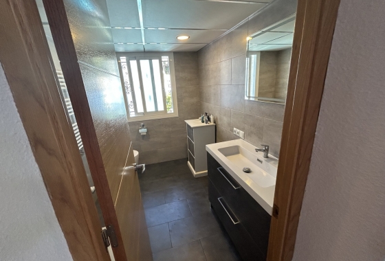 Resale - Villa - Cabo de Palos - Cala Flores