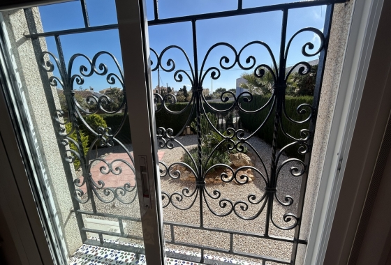 Resale - Villa - Cabo de Palos - Cala Flores